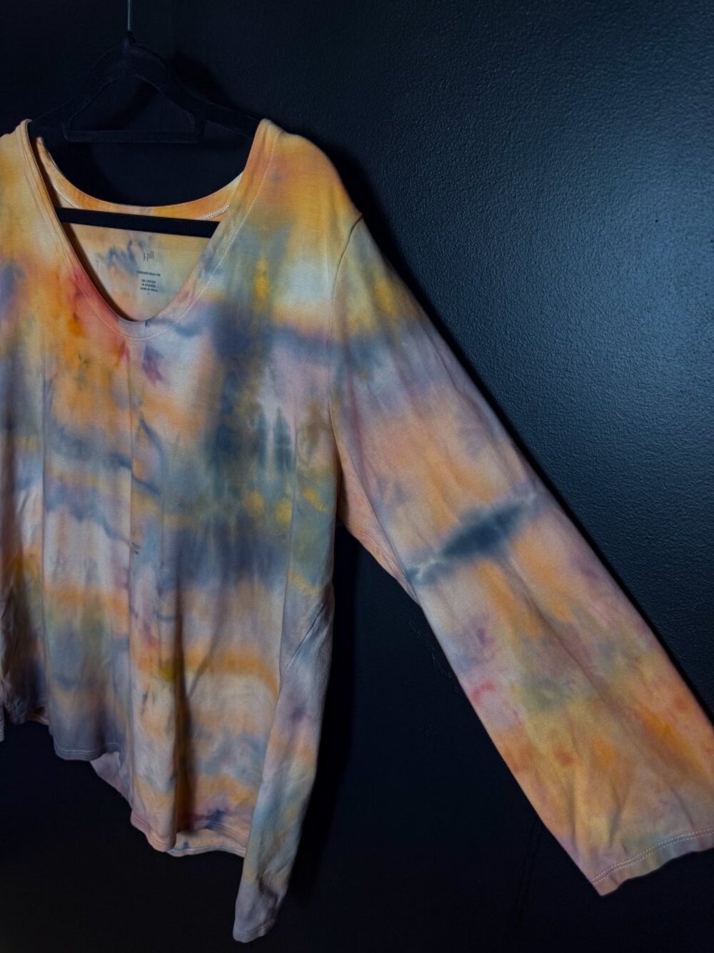 J.Jill Tie Dyed 3/4 Sleeve Top - Picture 4 of 7